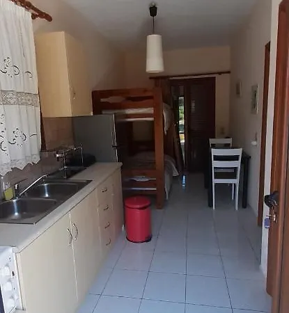 Savvas Apartment *