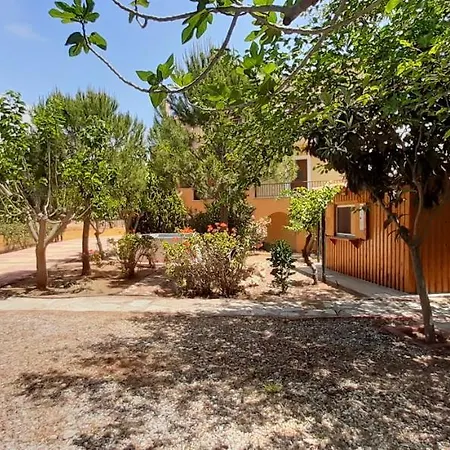 Savvas Apartamento Plitra