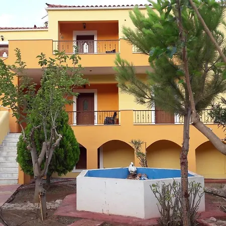 Savvas Appartement Plitra