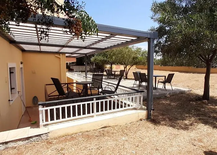 Apartament Savvas Plitra